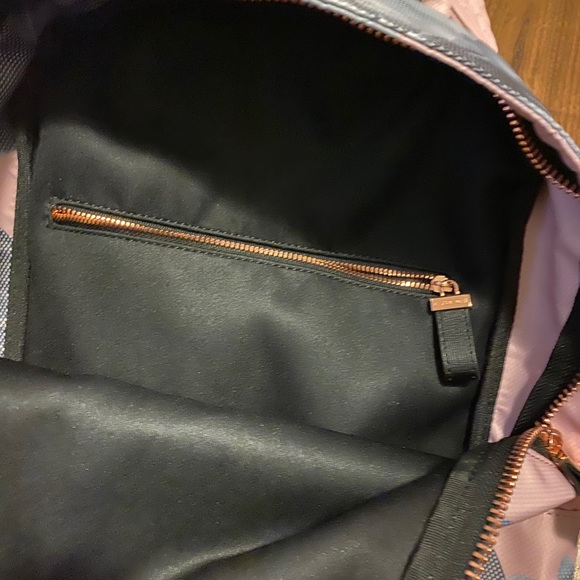 *SOLD* Ted baker floral backpack - Picture 5 of 5